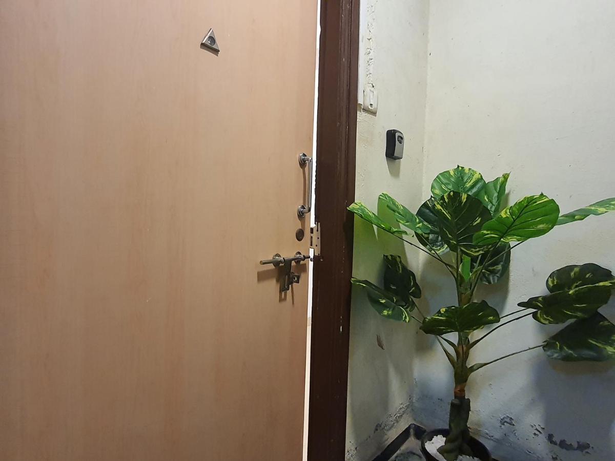 Osi Apartments Perry Cross Bandra West Мумбаи Экстерьер фото