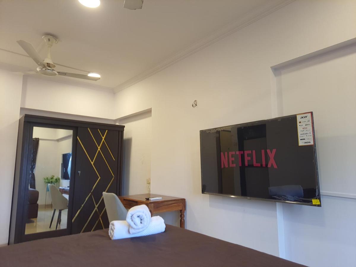 Osi Apartments Perry Cross Bandra West Мумбаи Экстерьер фото